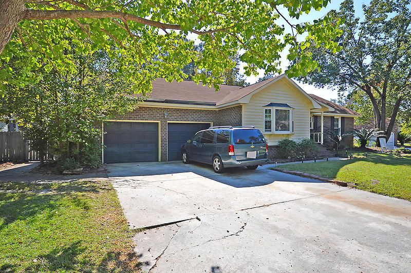 114 Durham Dr, Goose Creek, SC 29445