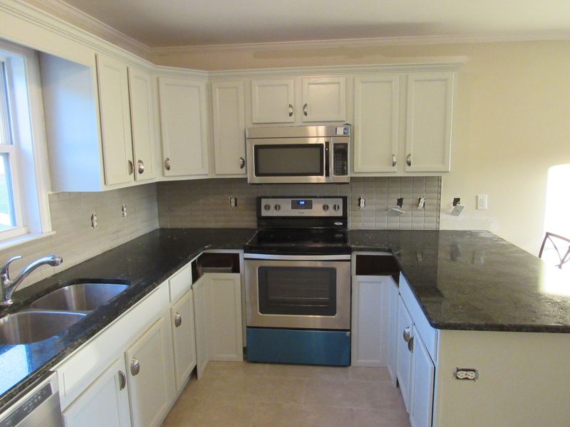 5356 Sea Watch Ln, North Charleston, SC 29406
