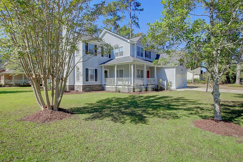1046 Trotters Blvd, Summerville, SC 29483