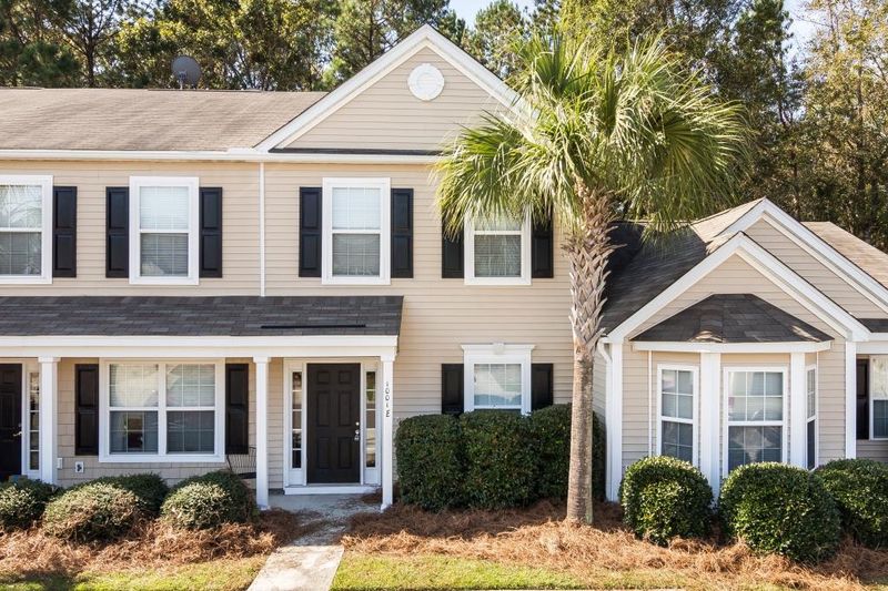 1001 Marsh Grass Way #E, Charleston, SC 29492