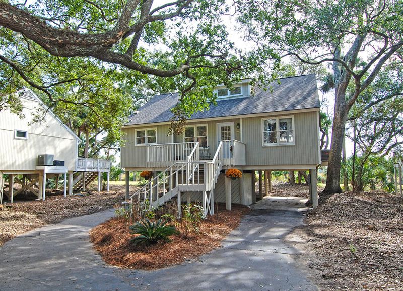 543 Cobby Creek Ln, Seabrook Island, SC 29455