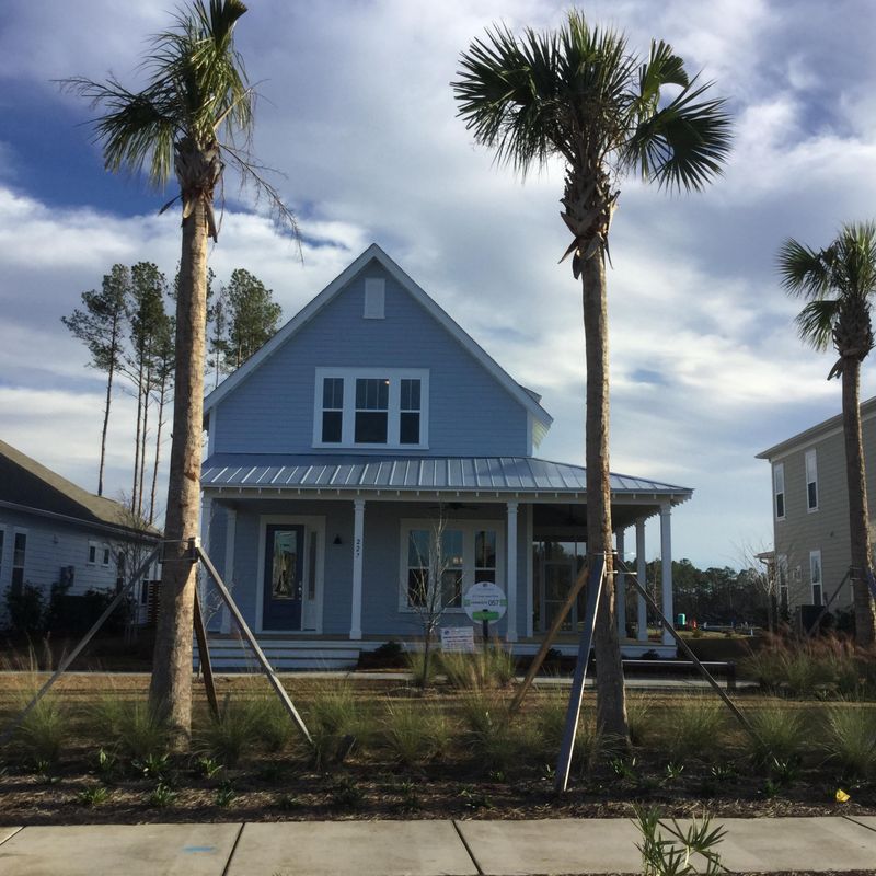 227 Great Lawn Dr, Summerville, SC 29486