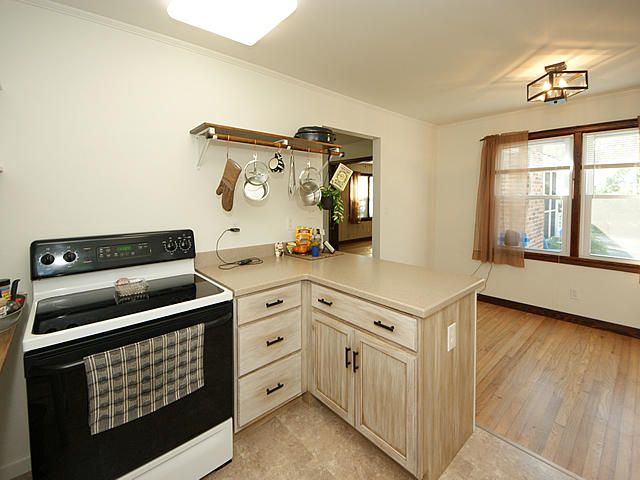 1966 Old Parsonage Rd, Charleston, SC 29414