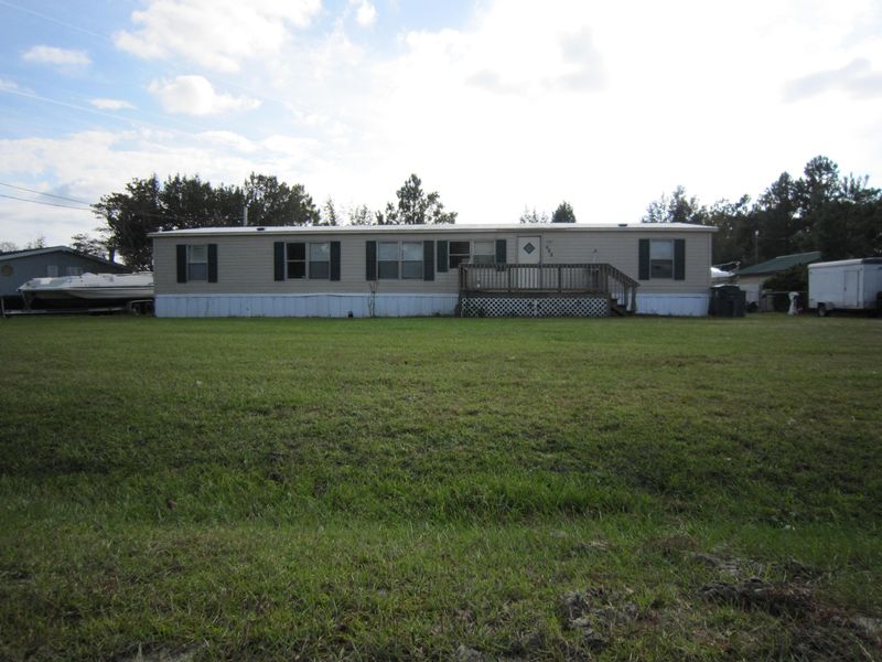 422 General Moultrie Dr, Bonneau, SC 29431