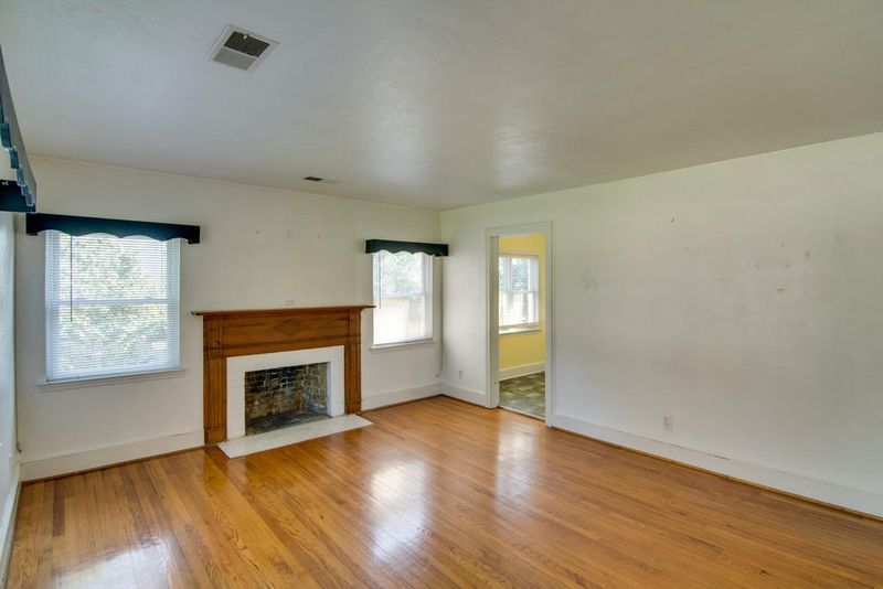 1219 Chesterfield Rd, North Charleston, SC 29405