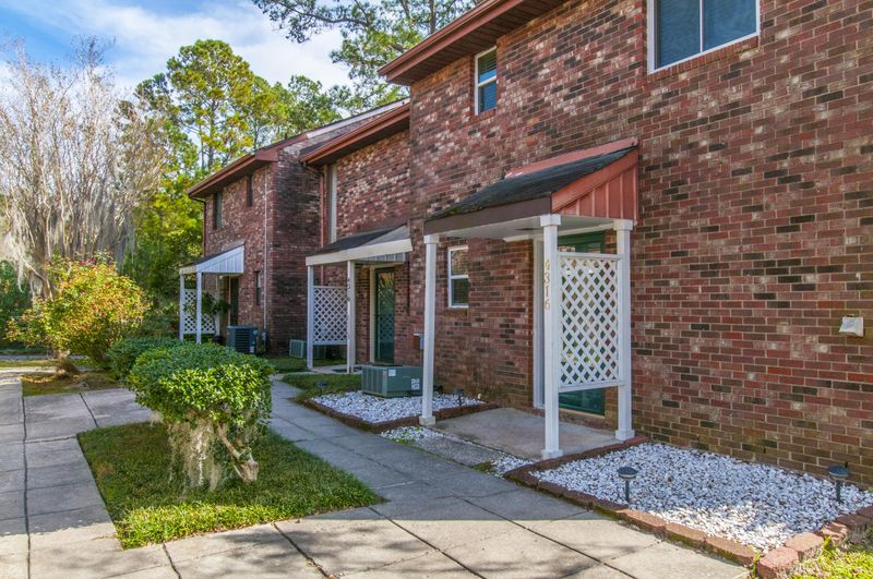 4316 Great Oak Dr, North Charleston, SC 29418