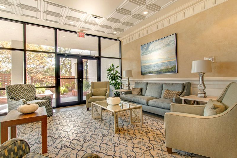 330 Concord St #2-H, Charleston, SC 29401