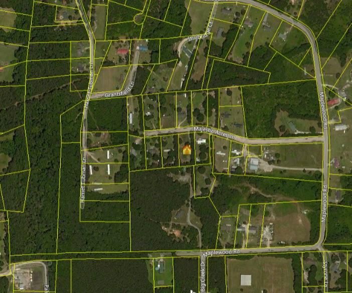 151 Majestic Acres Ln, Moncks Corner, SC 29461