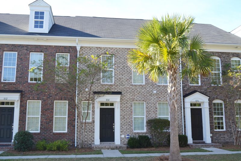 834 Rue Dr, Charleston, SC 29414