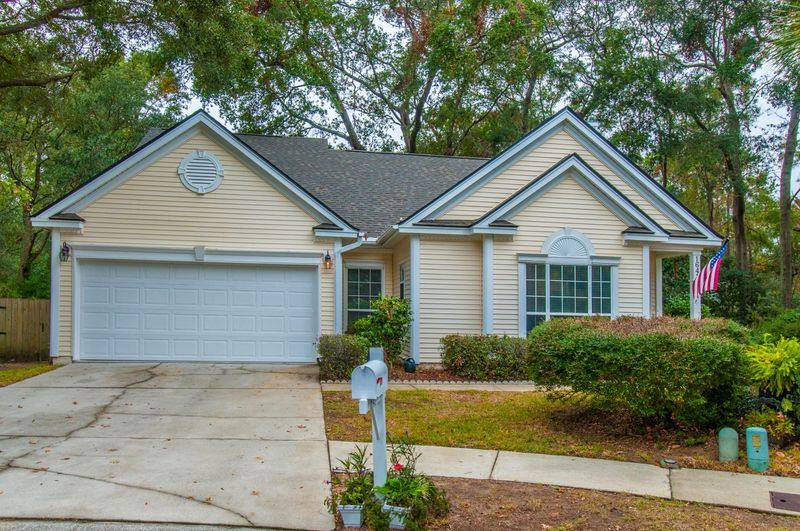1641 Lazylake Dr, Charleston, SC 29412