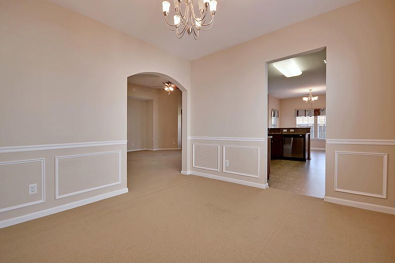 413 Pine Hill Ln, Goose Creek, SC 29445