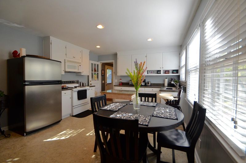 204 High Hill Dr, Moncks Corner, SC 29461