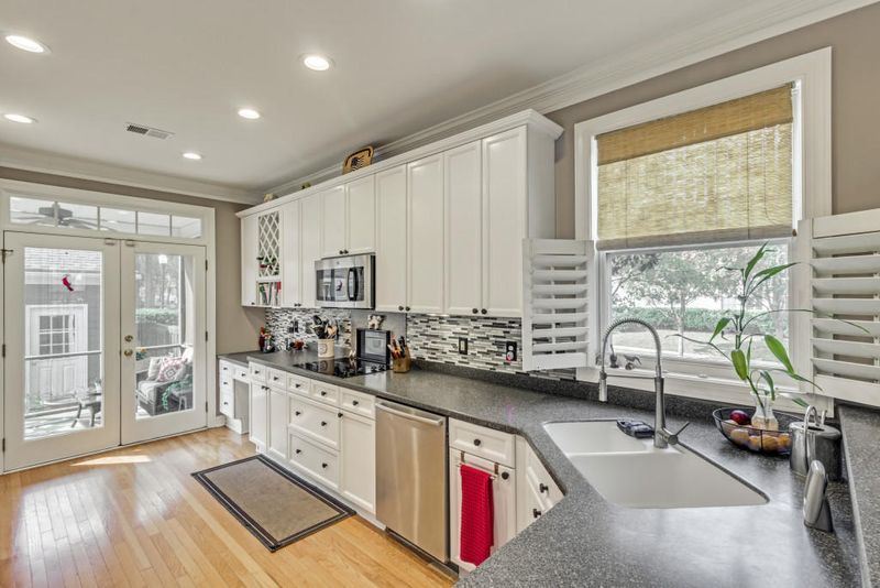 1160 Barfield St #1160, Daniel Island, SC 29492