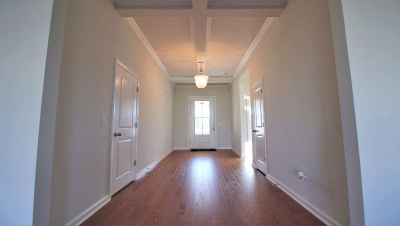 160 Red Knot Ln, Mount Pleasant, SC 29464