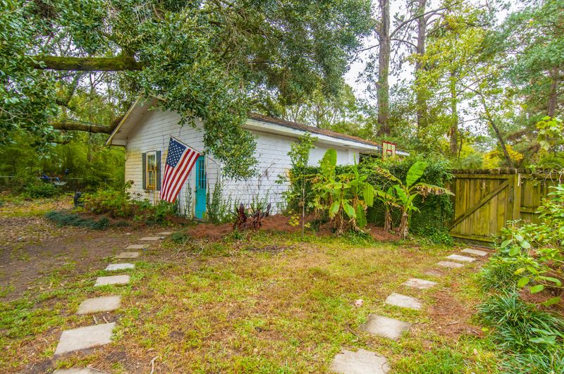 1014 Foxcroft Rd, Charleston, SC 29412