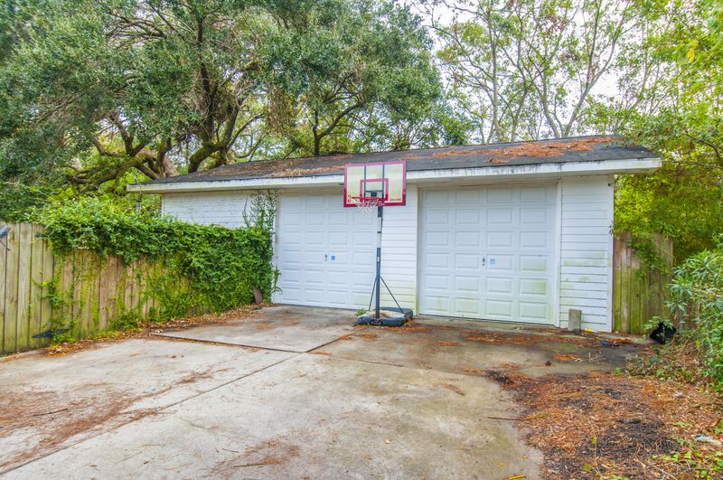 1014 Foxcroft Rd, Charleston, SC 29412
