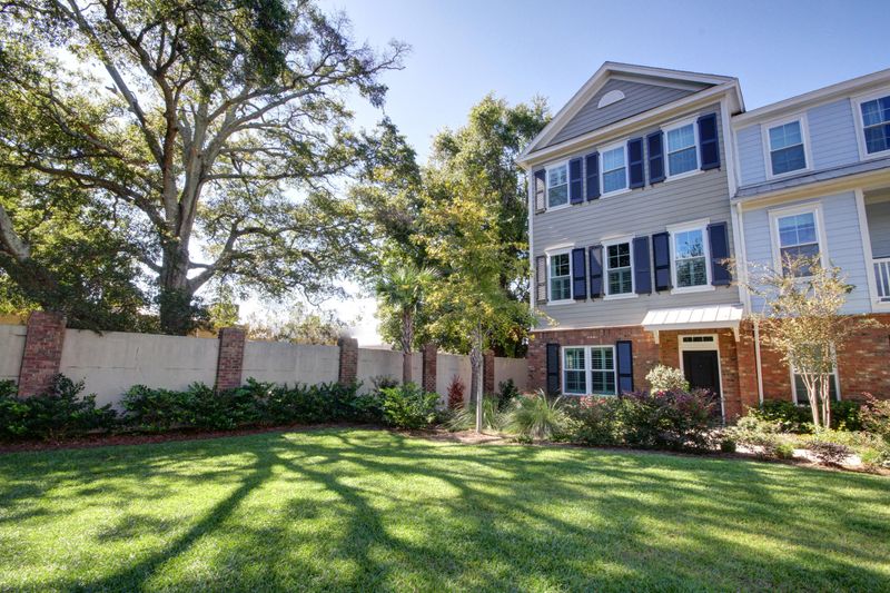 656 Coleman Blvd #1203, Mount Pleasant, SC 29464
