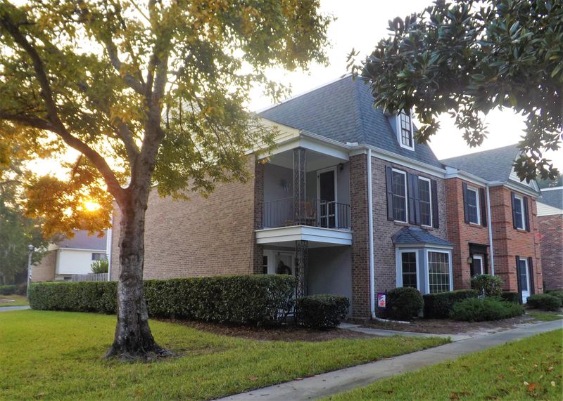 2934 Cathedral Ln, Charleston, SC 29414