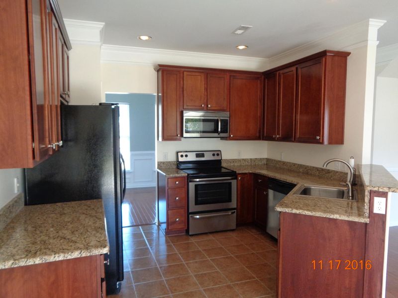 221 Silk Oak Dr, Moncks Corner, SC 29461