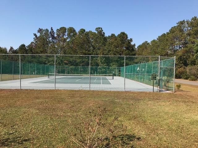 206 Ashmont Dr, Wando, SC 29492