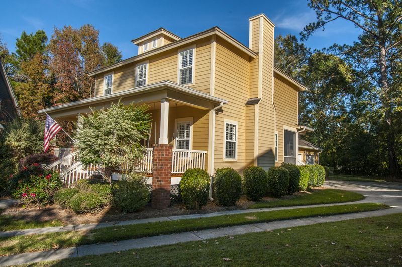 102 S Ainsdale Dr, Charleston, SC 29414