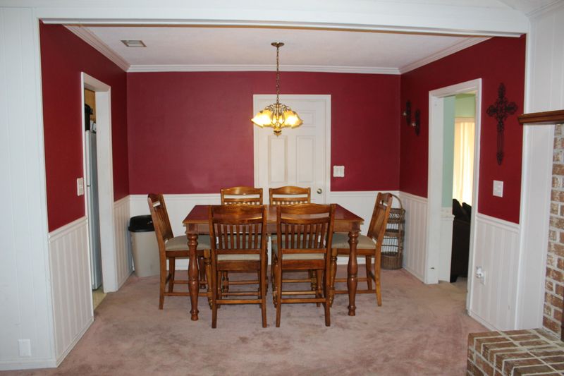 102 Gatehouse Dr, Summerville, SC 29486
