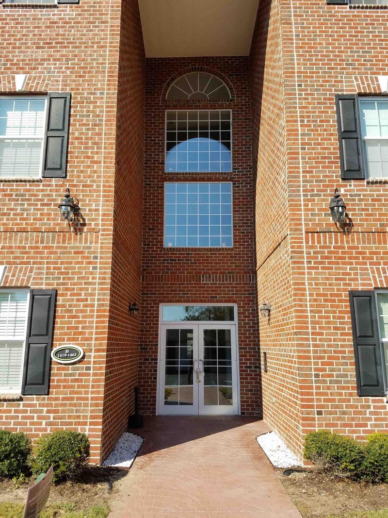 1447 Cambridge Lakes Dr, Mount Pleasant, SC 29464