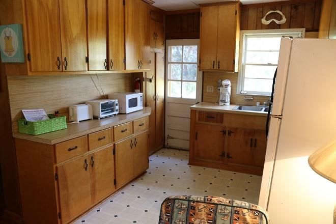 2808 Neptune St, Edisto Island, SC 29438