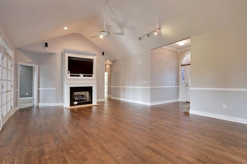 137 Bromwich Dr, Goose Creek, SC 29445