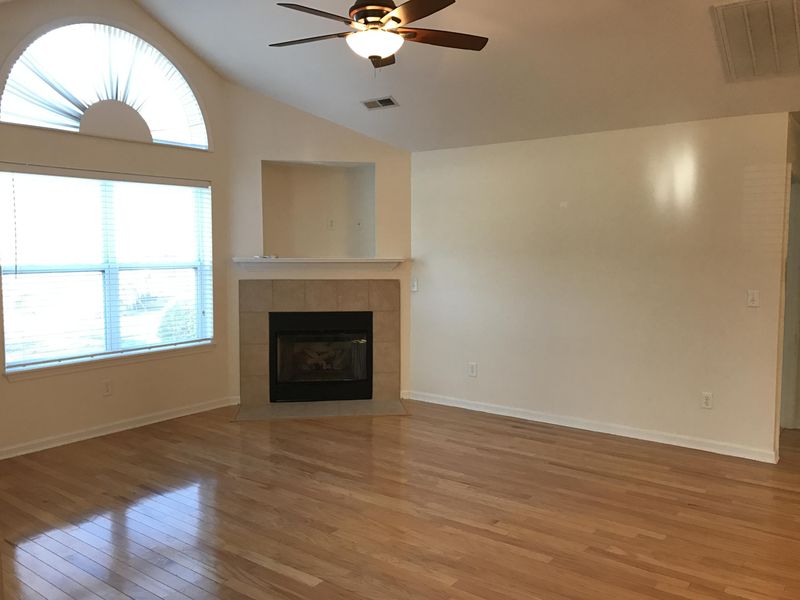 8800 Dorchester Rd #1501, North Charleston, SC 29420
