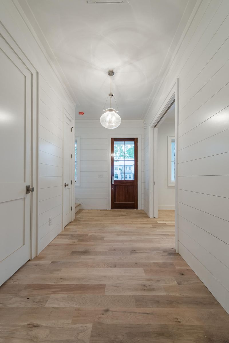 1120 Fulton Hall Ln, Mount Pleasant, SC 29466