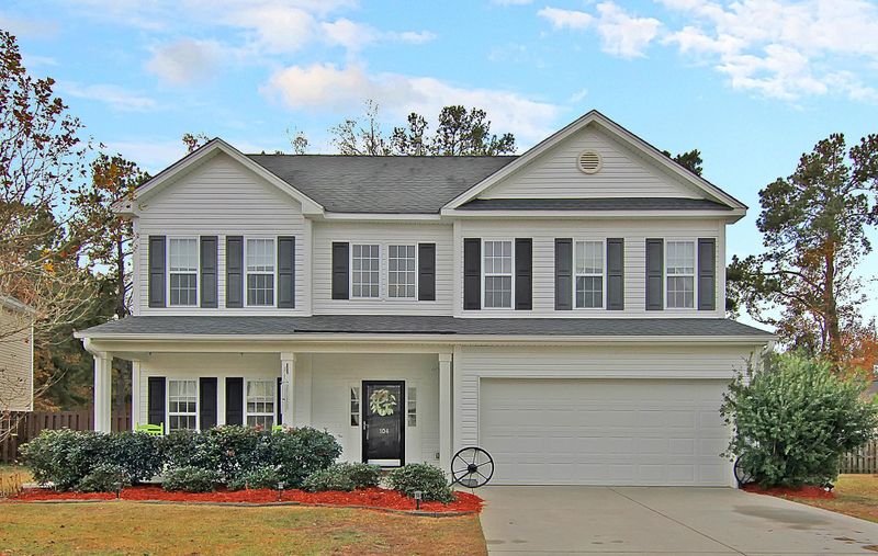 104 Estero Ct, Summerville, SC 29483