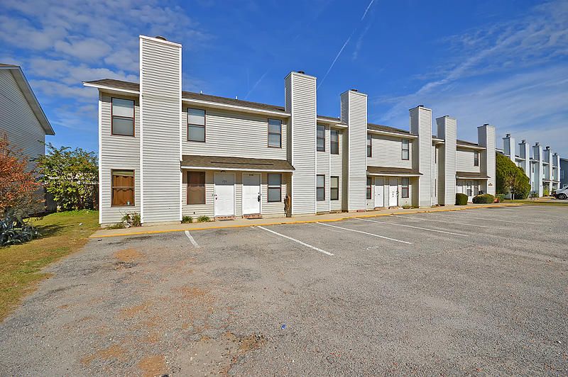 258 Pineshadow Dr, Goose Creek, SC 29445