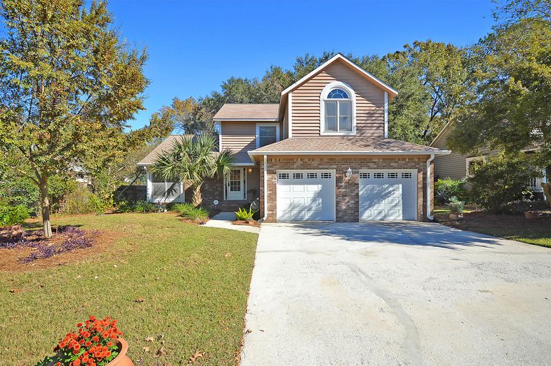 1728 W Sandcroft Dr, Charleston, SC 29407