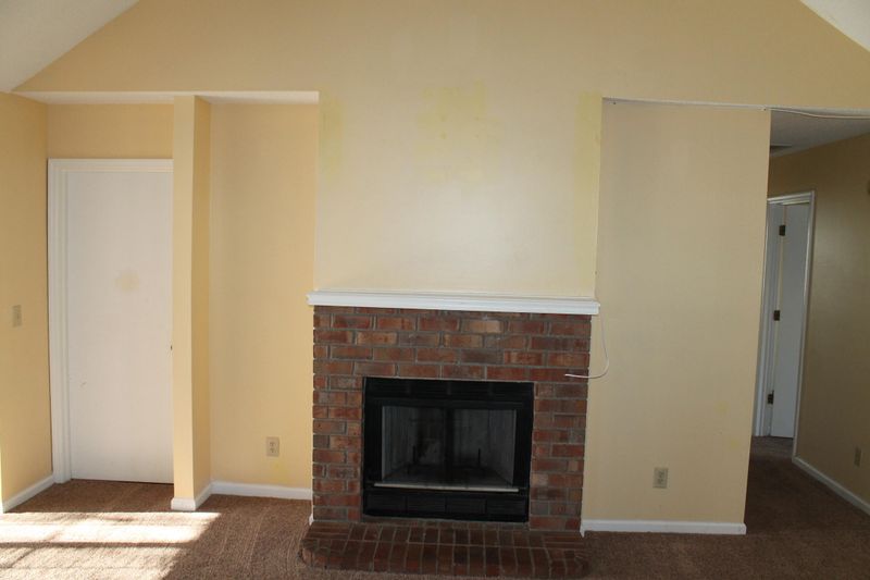 5208 Elba Dr, North Charleston, SC 29418