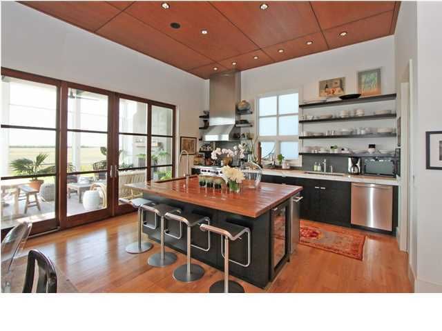 1718 Otis Pickett Ct, Sullivans Island, SC 29482