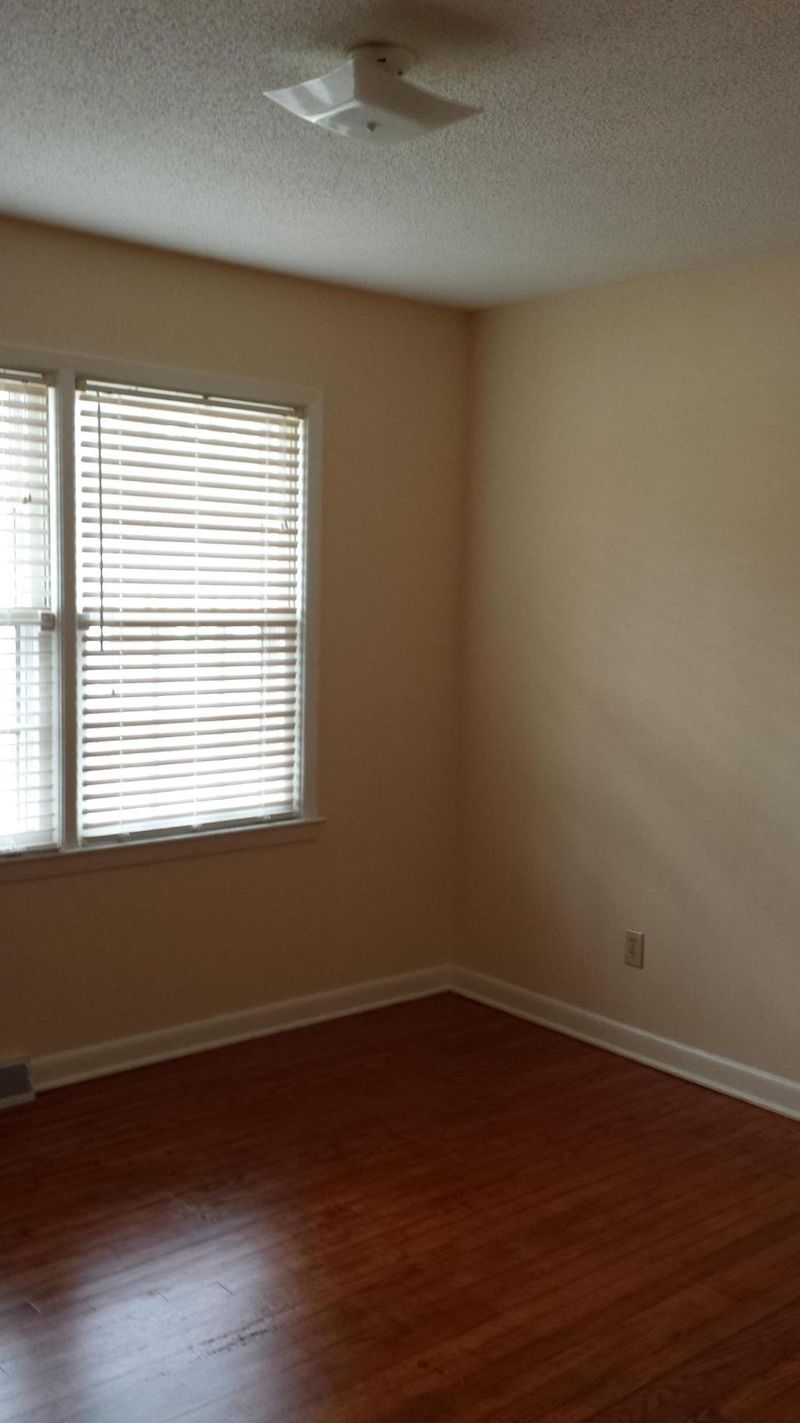 911 Miles Jamison Rd, Summerville, SC 29485