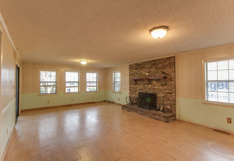757 Levee Dr, Moncks Corner, SC 29461