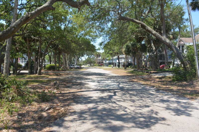 408 Pompano St, Edisto Beach, SC 29438