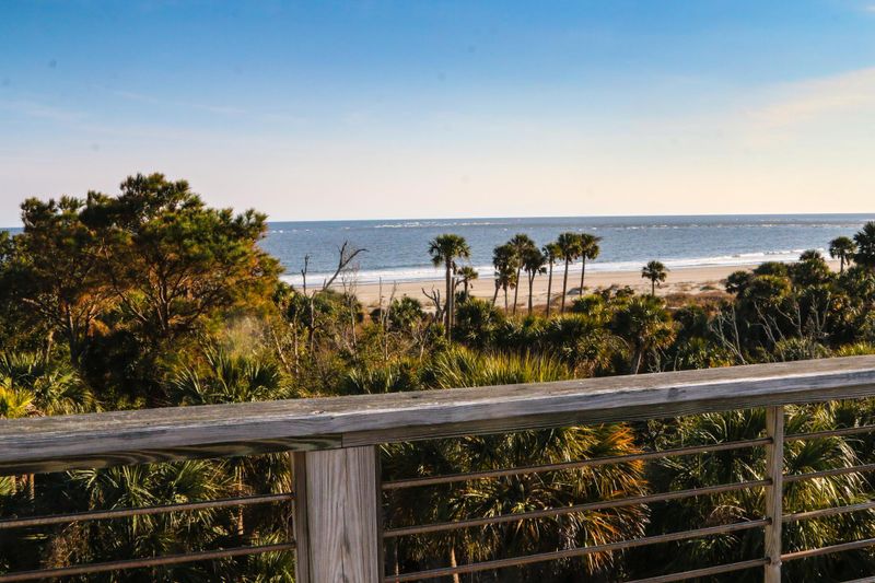 319 Pelican Flight Dr, Dewees Island, SC 29451