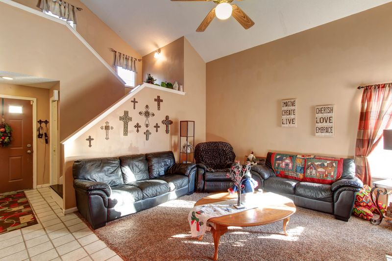 225 Basswood Ave, Summerville, SC 29483