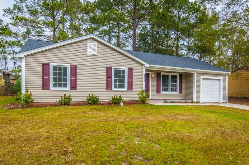 3260 Vinewood Pl, North Charleston, SC 29420