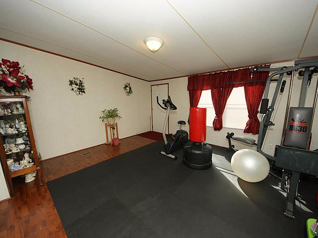221 Hill Dr, Summerville, SC 29483