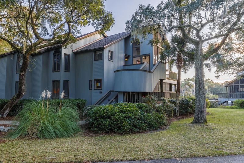 4574 Park Lake Dr, Kiawah Island, SC 29455