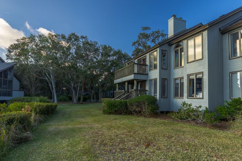4574 Park Lake Dr, Kiawah Island, SC 29455