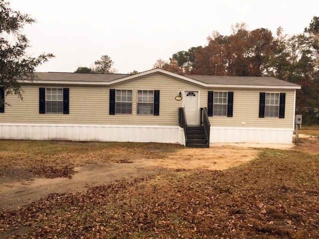 1732 River Rd, Mcclellanville, SC 29458