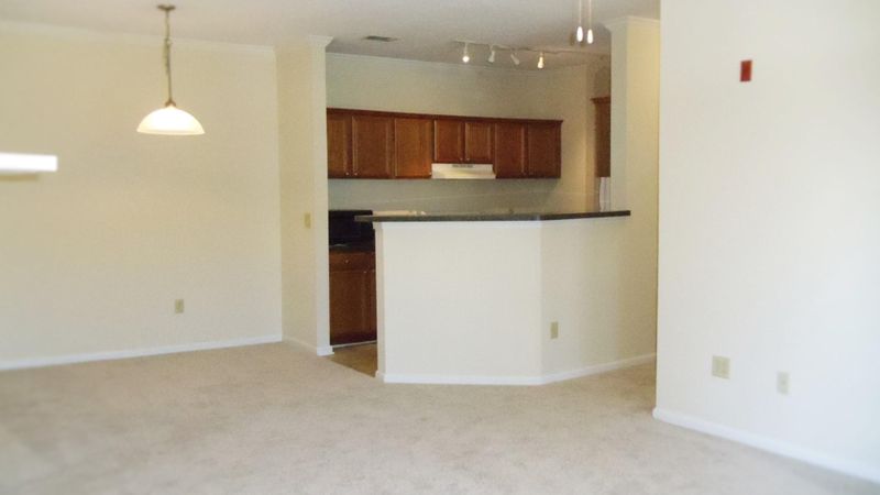 45 Sycamore Ave #121, Charleston, SC 29407