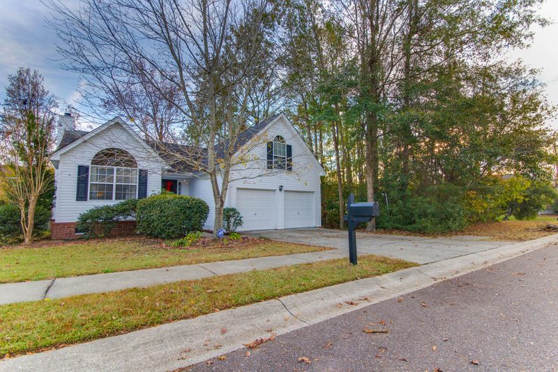 531 Stone Creek Dr, Charleston, SC 29414