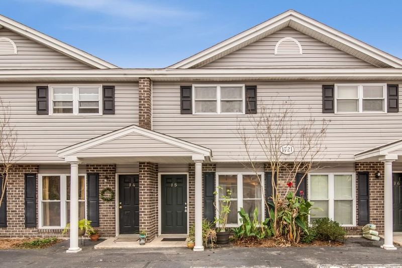 1721 Boone Hall Rd #J5, Charleston, SC 29407