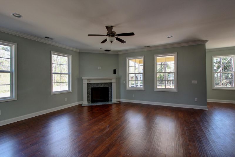 1505 Jahnz Ct, Summerville, SC 29485